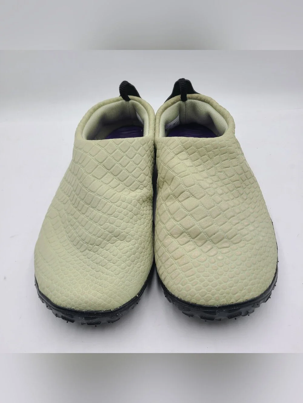 B39 *Nike ACG MOC 'Olive Aura' Size 12
